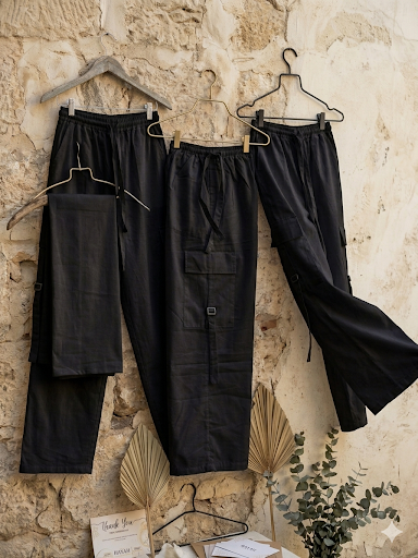 1 PIECE STITCH CARGO BLACK
