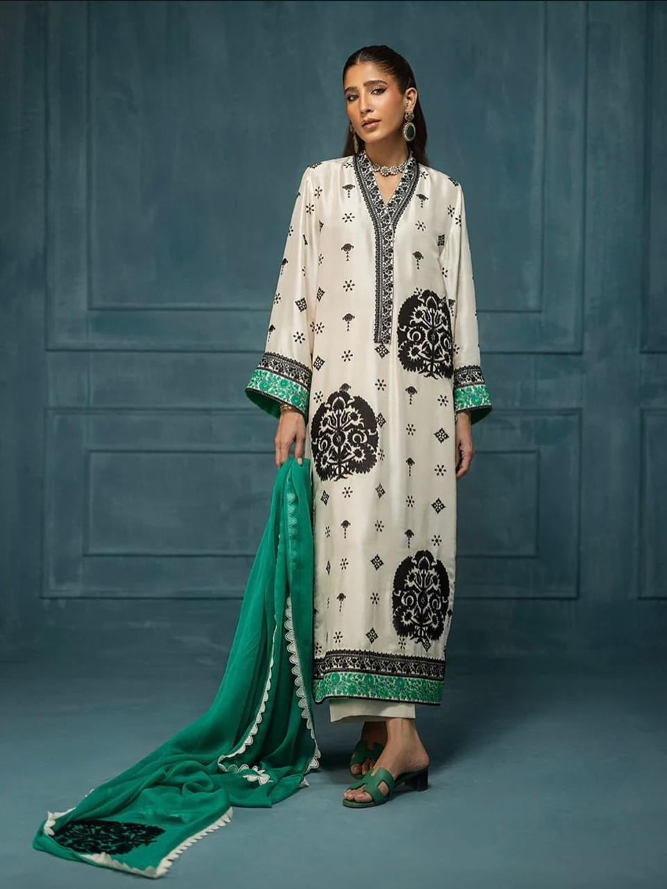 Lulusar floral CD-01 silk 3pc digital printed unstiched