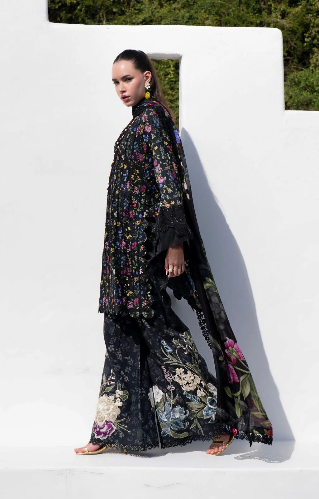 AJR Couture Printakari 3pc lawn emb unstiched