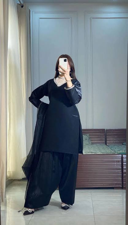 1 PIECE STITCH FARSHI SHALWAR BLACK