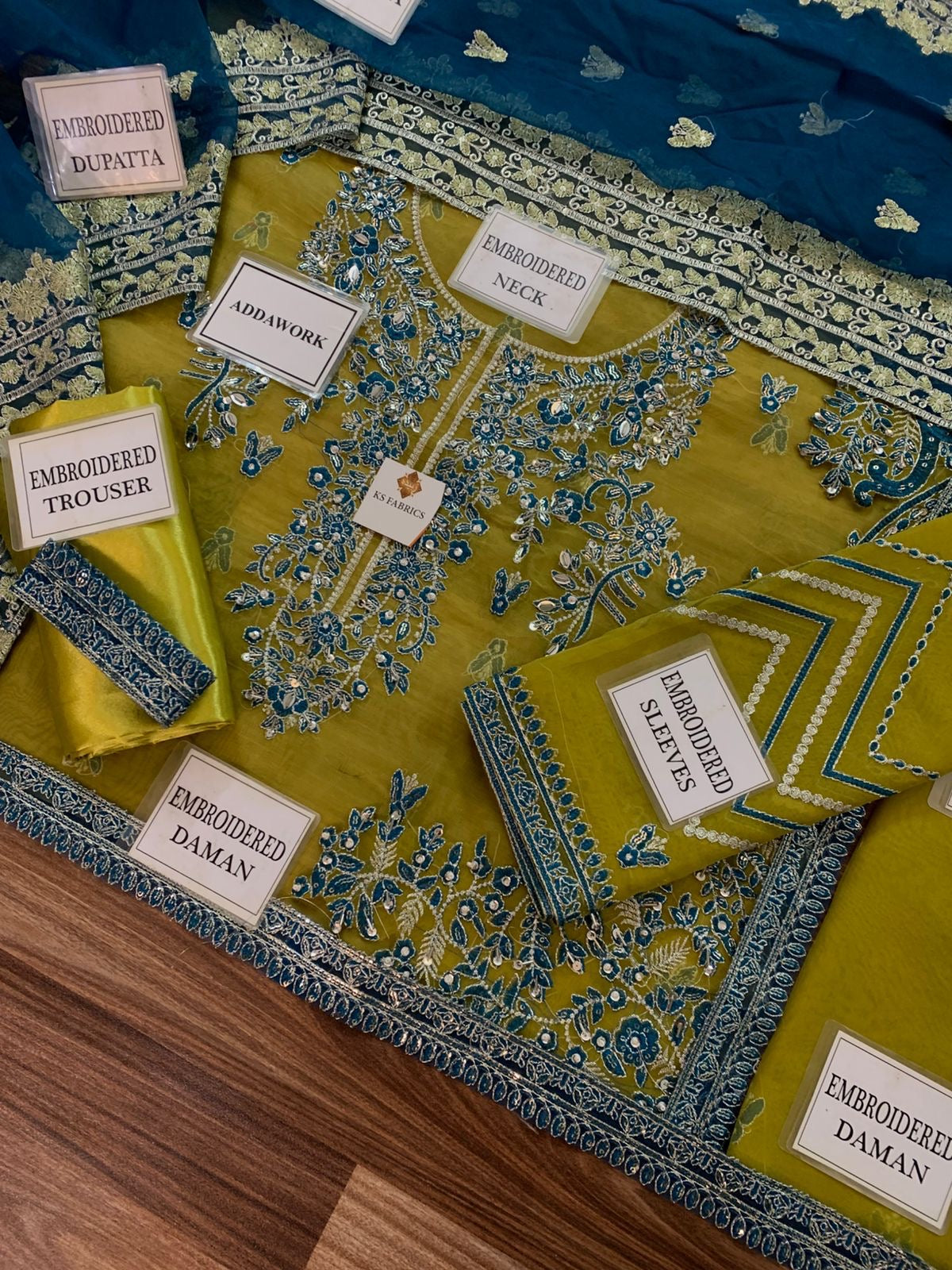 Akbar Aslam |Davina| organza 3pc unstiched formal