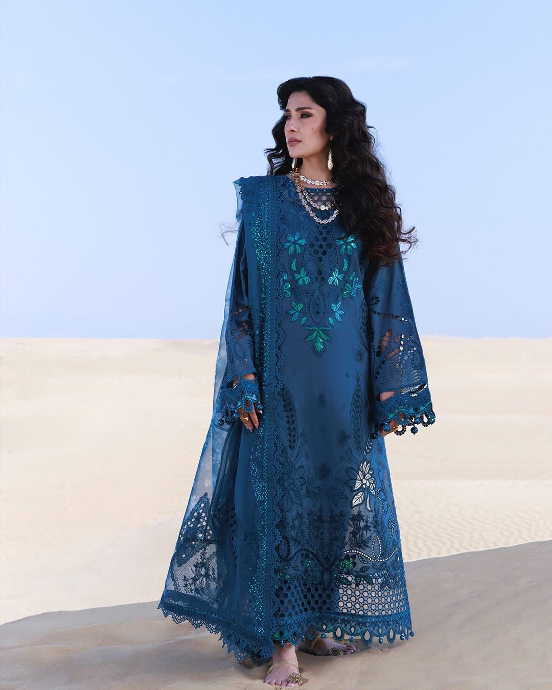 Nureh Unstitched Embroidered Luxury Lawn 3 Piece Suit NU26UA NE-229