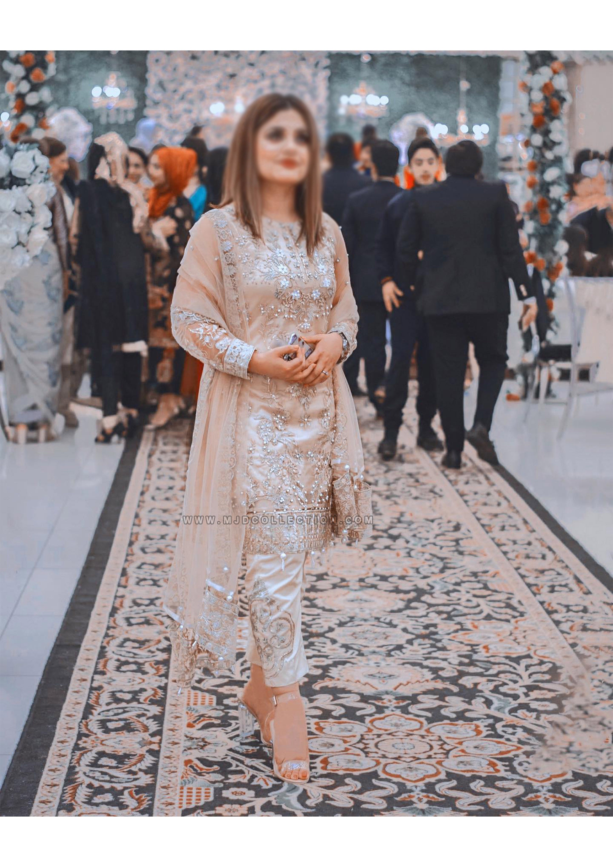 Gulaal Star Du Spectacle Luxury Formals D-1 - Jardin D'Amour