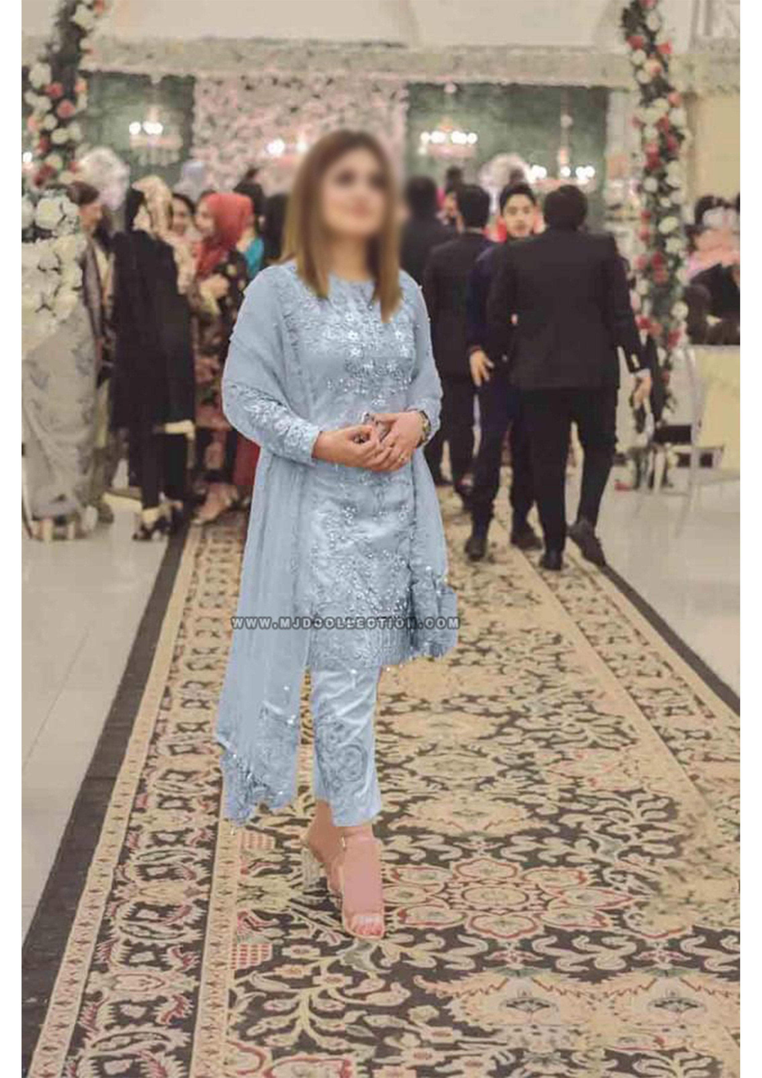 Gulaal Star Du Spectacle Luxury Formals D-1 - Jardin D'Amour
