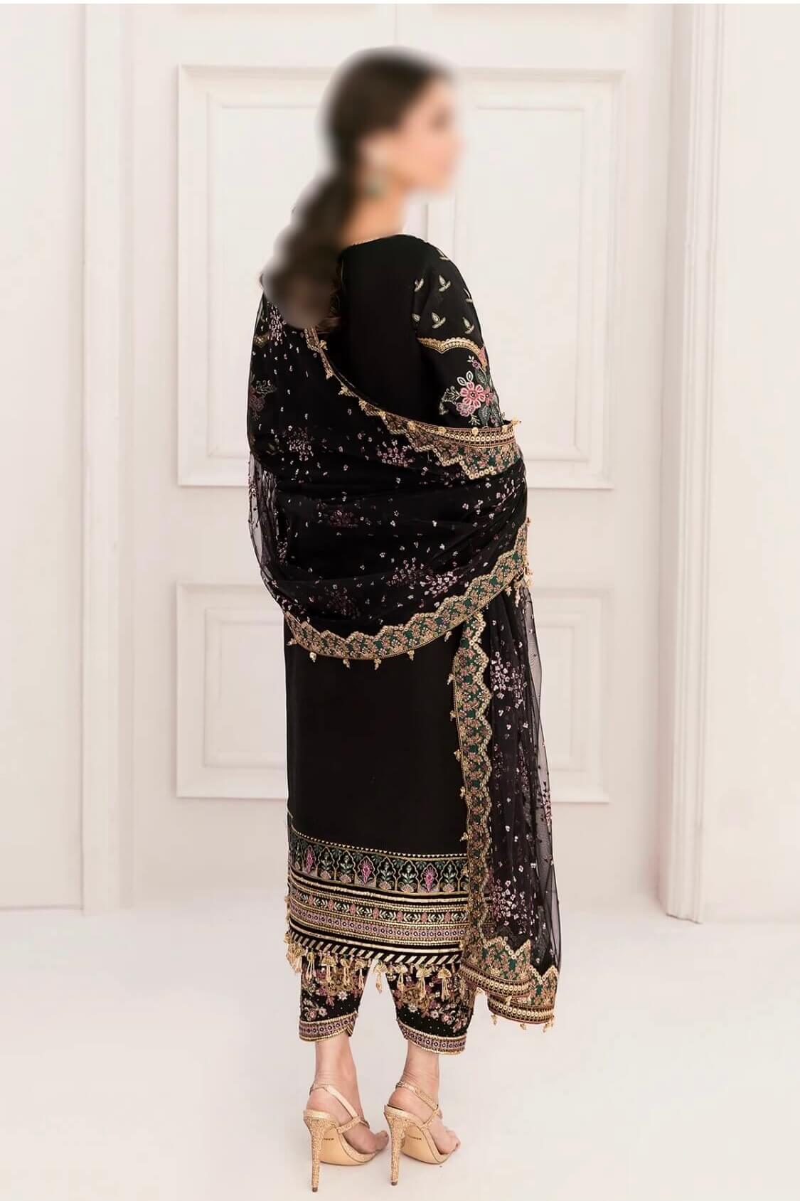 BAROQUE - Premium Luxury & Formal Bridal Collection  CHV11D04