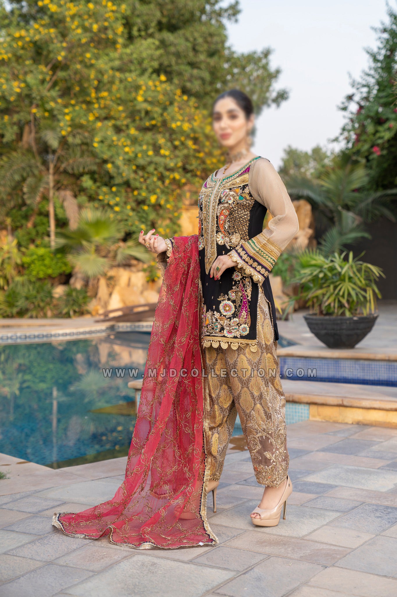 Khuda Baksh Crinkle Chiffon Z-219 Black Khuda Baksh By Rashid Sidhu Ayeza Khan