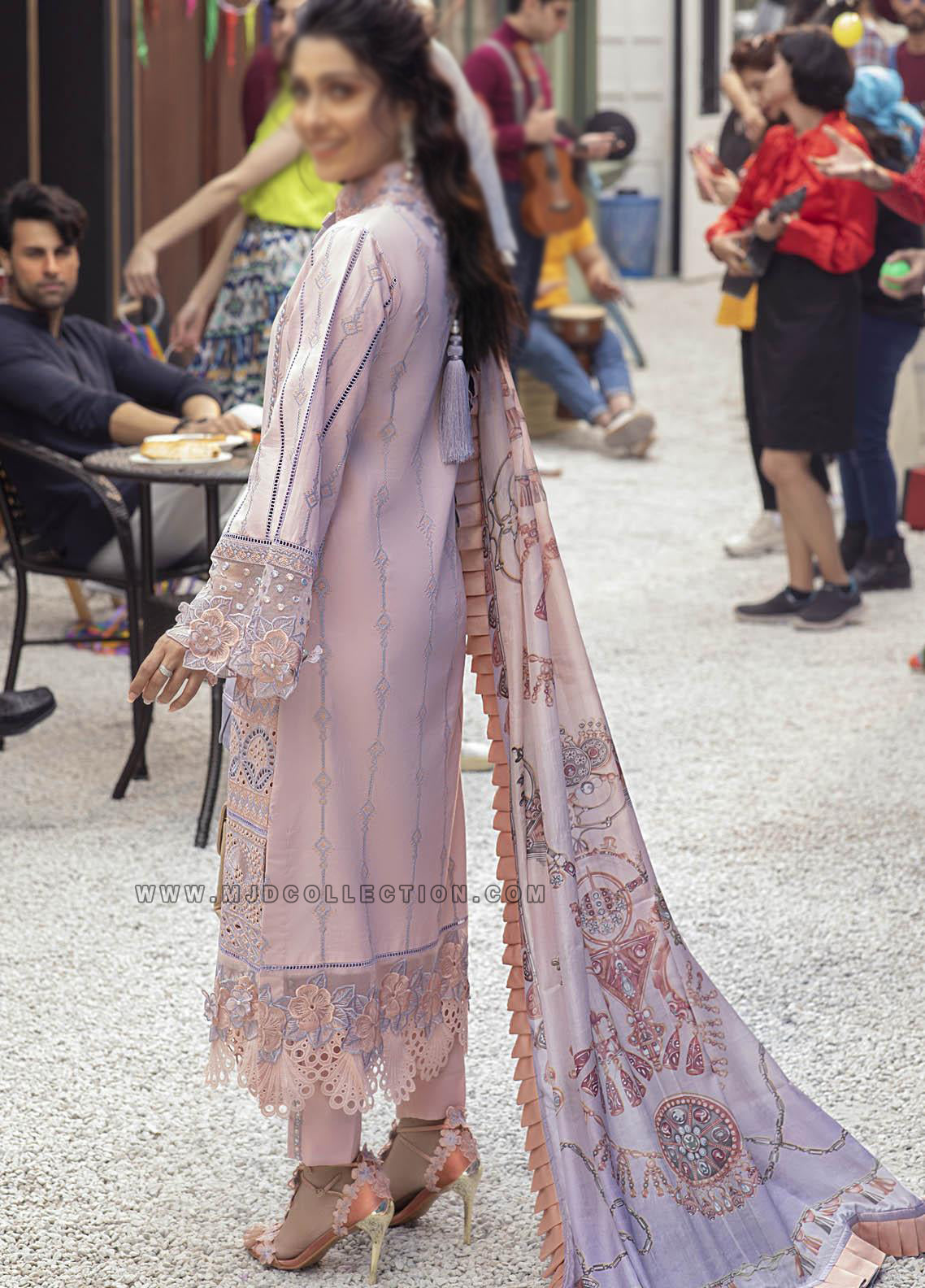 Mushq Chintz Rose Spring  Summer Luxury Lawn MLL-01 By Ayeza Khan