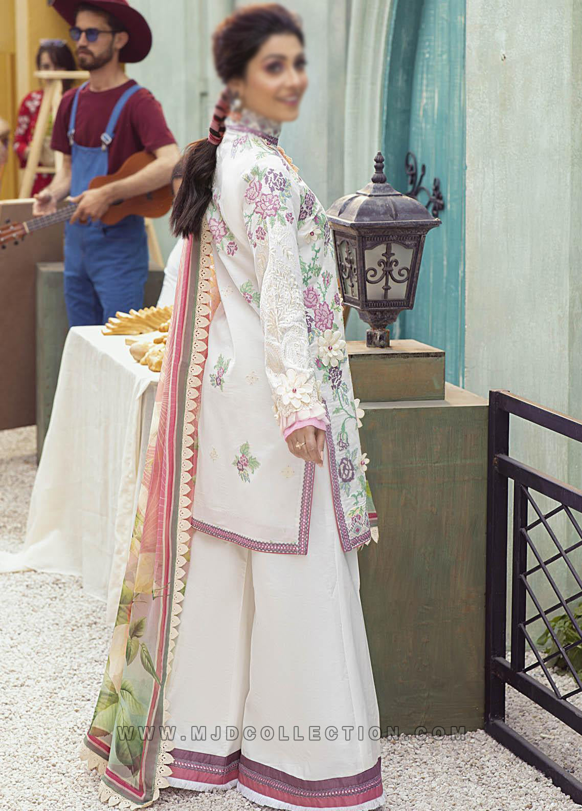 Mushq Tea Rose Spring  Summer Luxury Lawn MLL-03 By Ayeza Khan