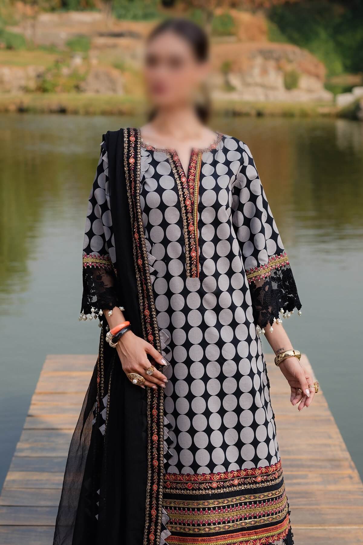 Charizma Qara Festive Edit Lawn – CQ5-01