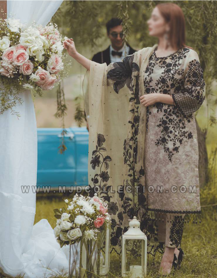 Rang Rasiya Chatoyer Wedding Edition D-5003 By Hania Amir