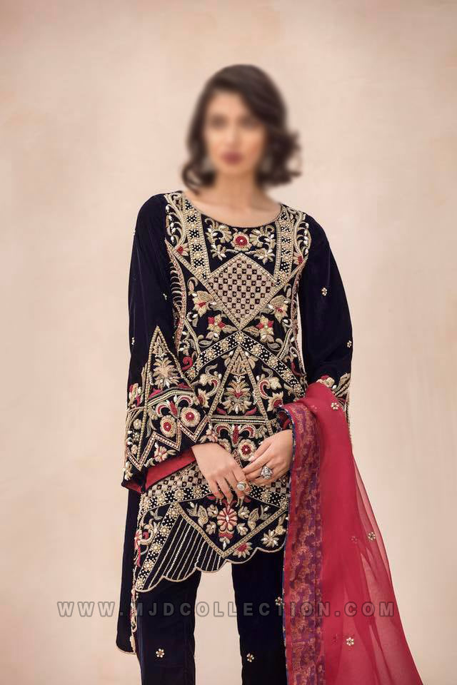 Riffat & Sana Luxury Winter Formals Sana Salman D-18 By Zara Perzada
